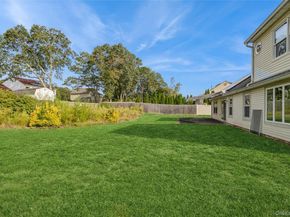10 Royal Drive, Coram NY 11727