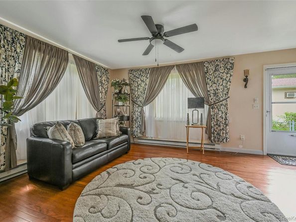 222 Priscilla Avenue, Flanders NY 11901