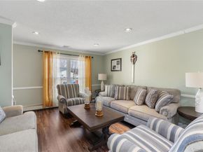436 Raft Avenue, Holbrook NY 11741