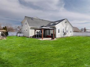 436 Raft Avenue, Holbrook NY 11741