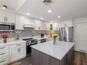 436 Raft Avenue, Holbrook NY 11741