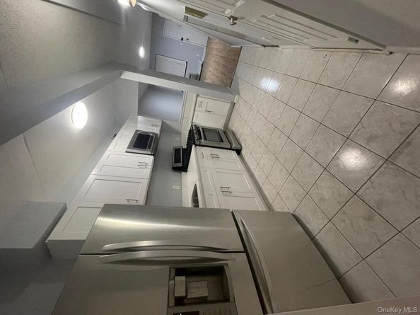 751 Saint Anns Avenue 51D, Bronx NY 10456