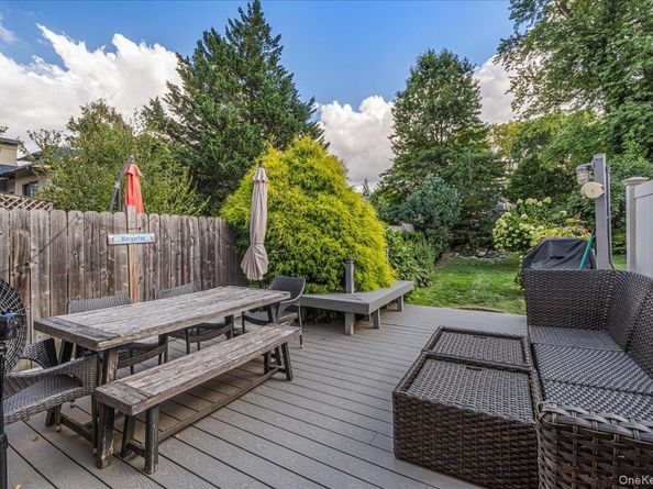 15824 Powells Cove Boulevard, Beechhurst NY 11357
