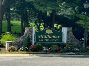33 Huntingdale Way, Middle Island NY 11953