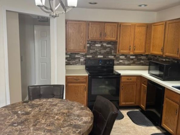 33 Huntingdale Way, Middle Island NY 11953