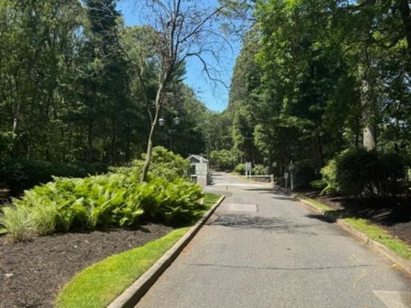33 Huntingdale Way, Middle Island NY 11953