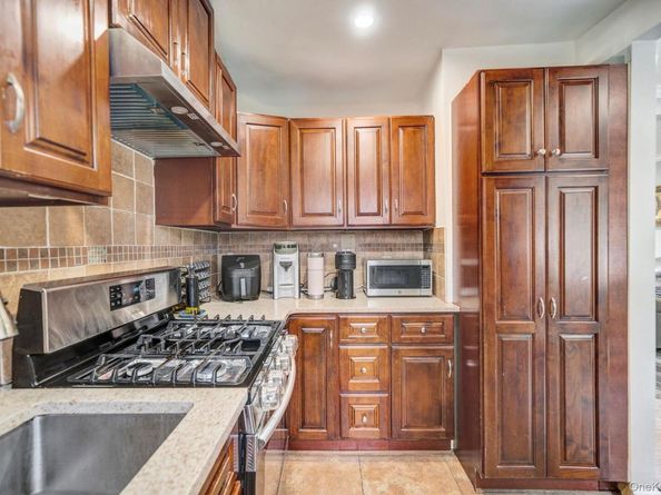 224-17 Hillside Avenue Upper, Queens Village NY 11427