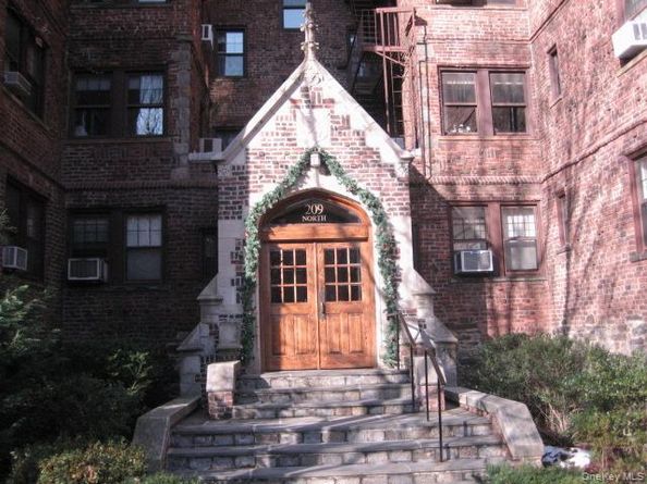 209 Garth Road 2B, Scarsdale NY 10583