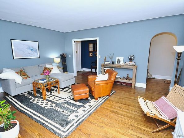 209 Garth Road 2B, Scarsdale NY 10583