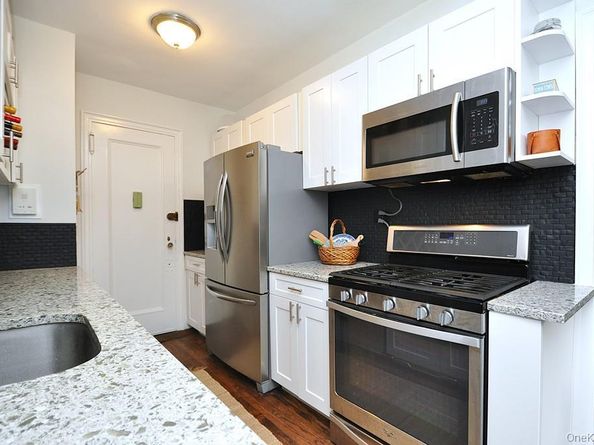 209 Garth Road 2B, Scarsdale NY 10583