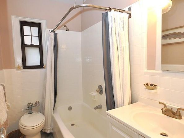 209 Garth Road 2B, Scarsdale NY 10583