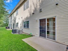 705 Narragansett Villas Drive, Lindenhurst NY 11757