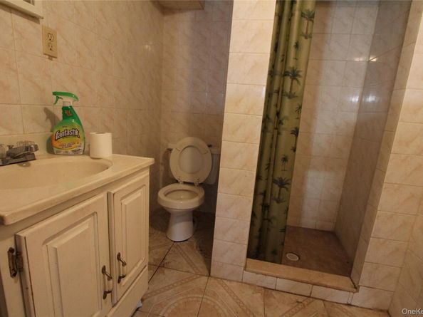 60-30 53rd Street, Maspeth NY 11378