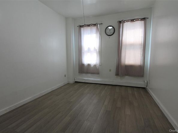 60-30 53rd Street, Maspeth NY 11378