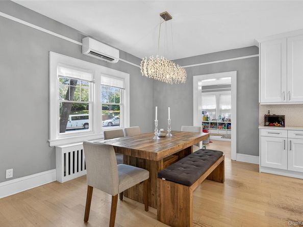 20 Hendrick Avenue, Glen Cove NY 11542