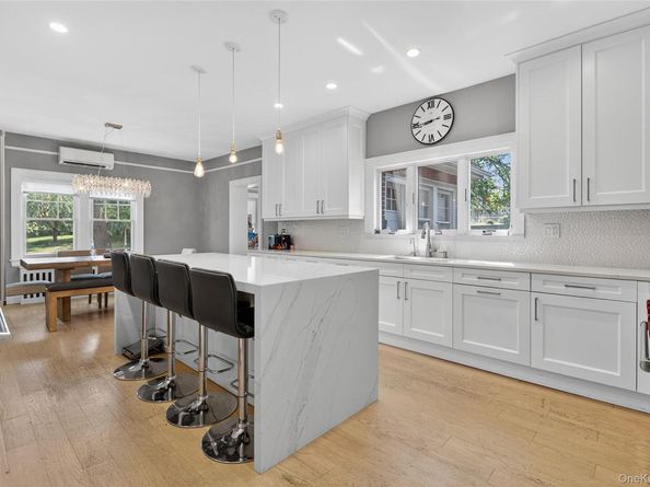 20 Hendrick Avenue, Glen Cove NY 11542