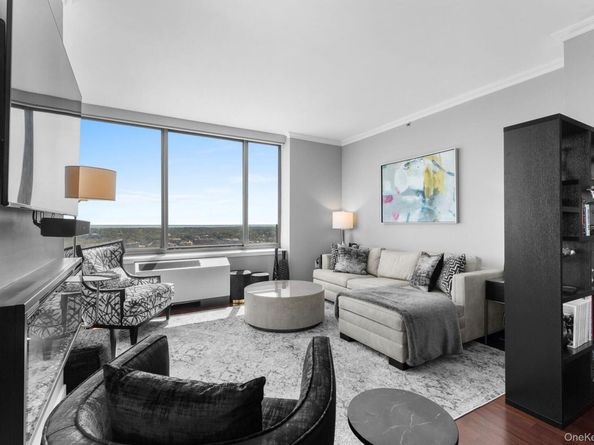 10 City Place 30H, White Plains NY 10601