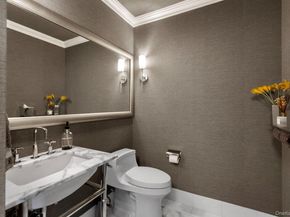 10 City Place 30H, White Plains NY 10601