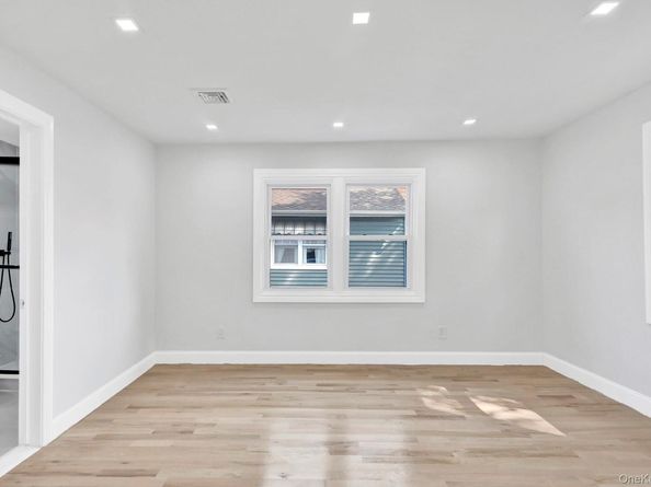 38 Chester Court, Oceanside NY 11572