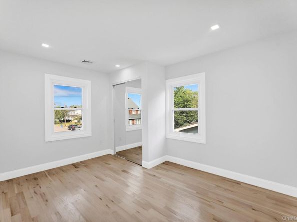 38 Chester Court, Oceanside NY 11572