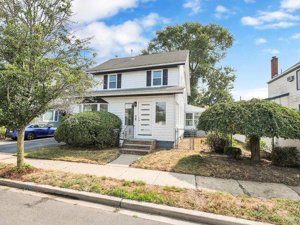 38 Chester Court, Oceanside NY 11572