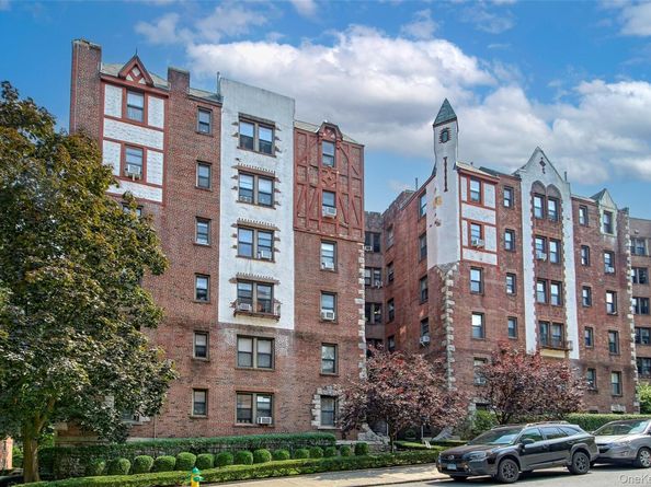 312 Main Street 2G, White Plains NY 10601