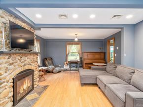 127 North Street, Manorville NY 11949
