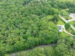 127 North Street, Manorville NY 11949
