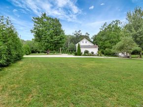 127 North Street, Manorville NY 11949