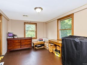 127 North Street, Manorville NY 11949