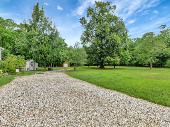 127 North Street, Manorville NY 11949