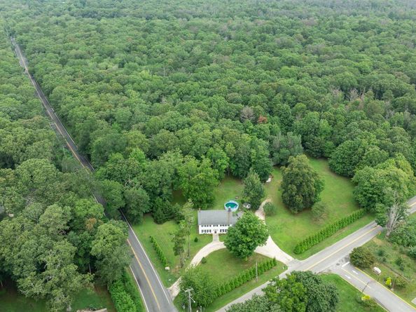 127 North Street, Manorville NY 11949