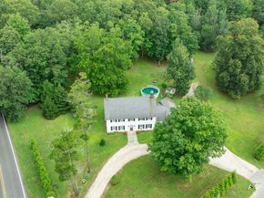 127 North Street, Manorville NY 11949