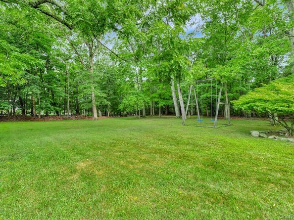 127 North Street, Manorville NY 11949