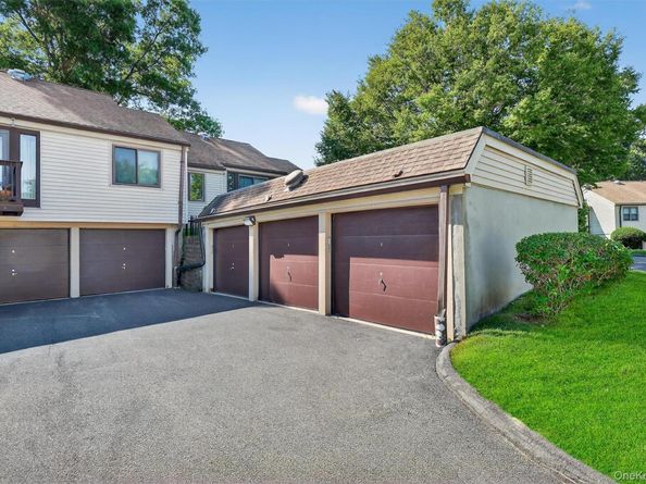 40 Jefferson Oval A, Yorktown Heights NY 10598