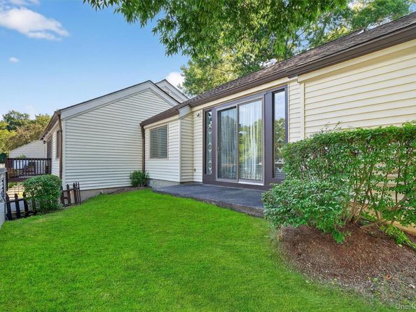 40 Jefferson Oval A, Yorktown Heights NY 10598