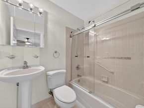 40 Jefferson Oval A, Yorktown Heights NY 10598