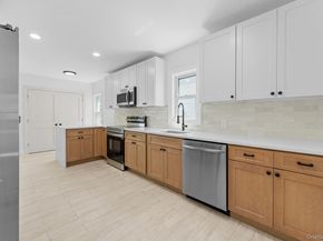 3322 Parkway Drive, Baldwin NY 11510