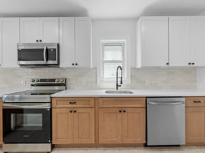 3322 Parkway Drive, Baldwin NY 11510
