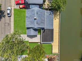 3322 Parkway Drive, Baldwin NY 11510