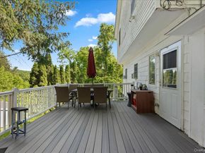 398 E Main Street, Jefferson Valley NY 10535