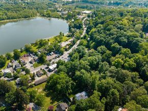 398 E Main Street, Jefferson Valley NY 10535