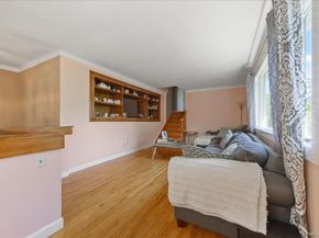 398 E Main Street, Jefferson Valley NY 10535