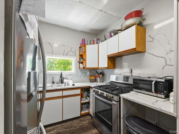 398 E Main Street, Jefferson Valley NY 10535