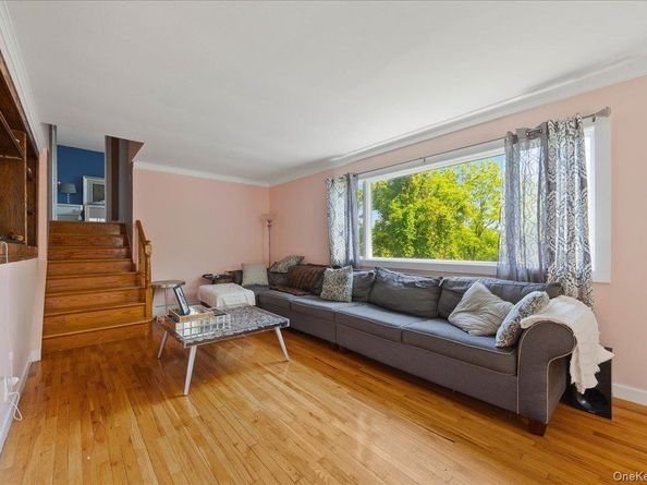 398 E Main Street, Jefferson Valley NY 10535