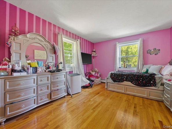 398 E Main Street, Jefferson Valley NY 10535