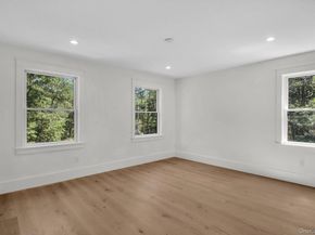 95 N Summit Boulevard, Westhampton NY 11977