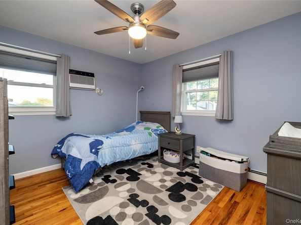 137 Willard Avenue, Farmingdale NY 11735