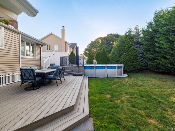 137 Willard Avenue, Farmingdale NY 11735