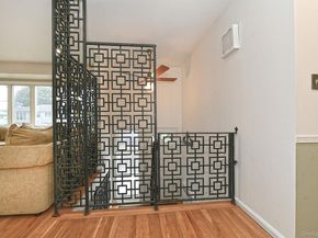 17 Regent Street, Hicksville NY 11801